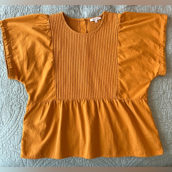 MADEWELL Pleated Flutter Sleeve Peplum Top in Vintage Gold, L - Picture 3 of 10